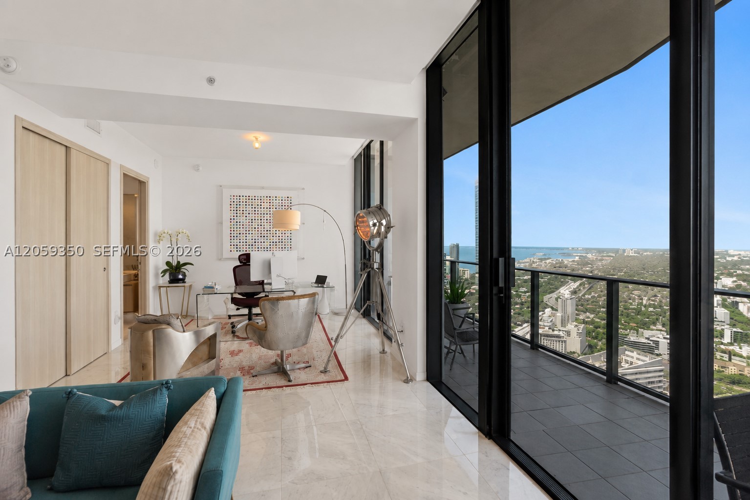 BRICKELL FLATIRON - Residential