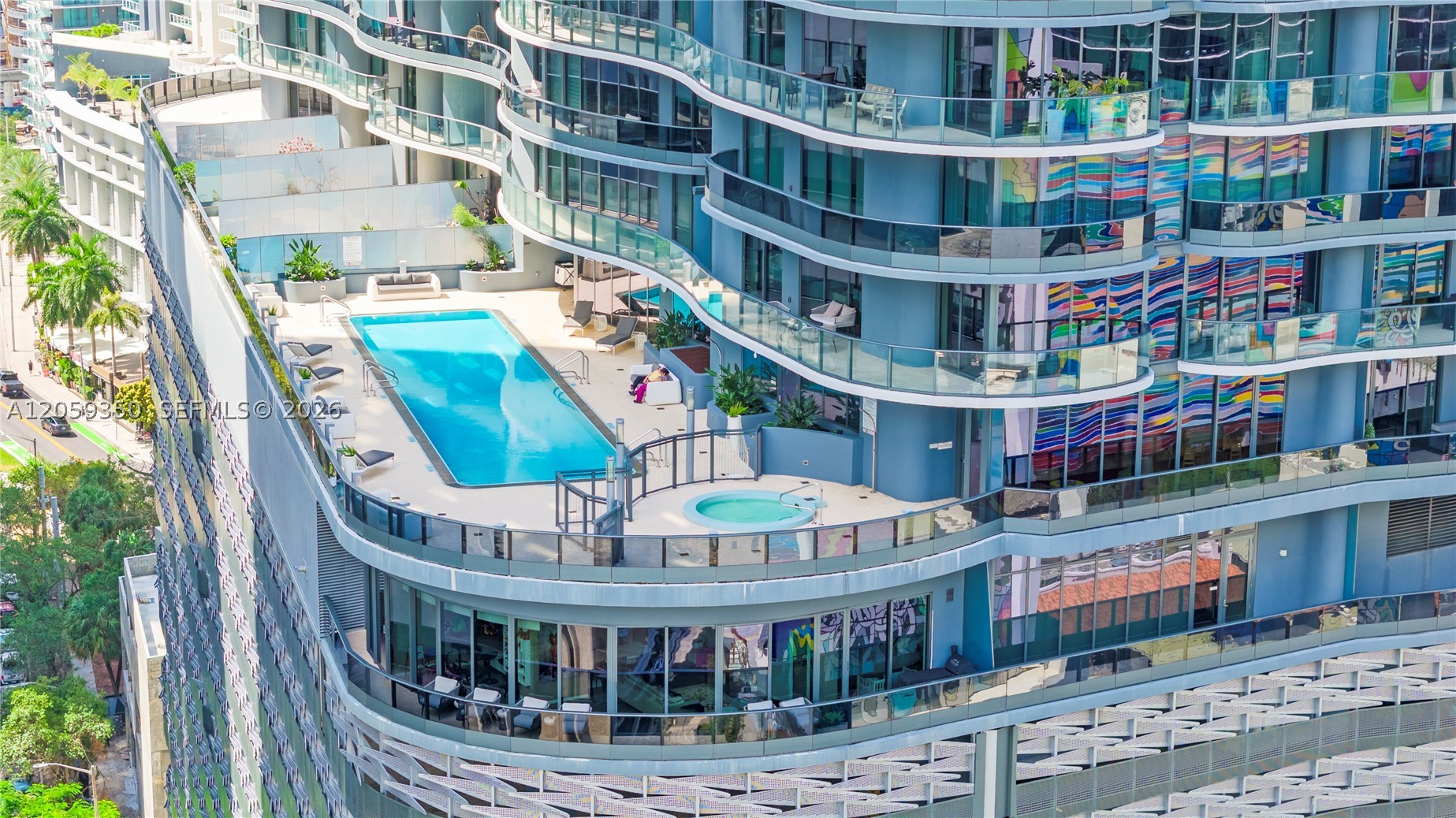 BRICKELL FLATIRON - Residential