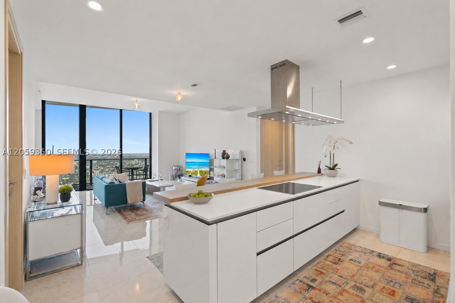 BRICKELL FLATIRON - Residential