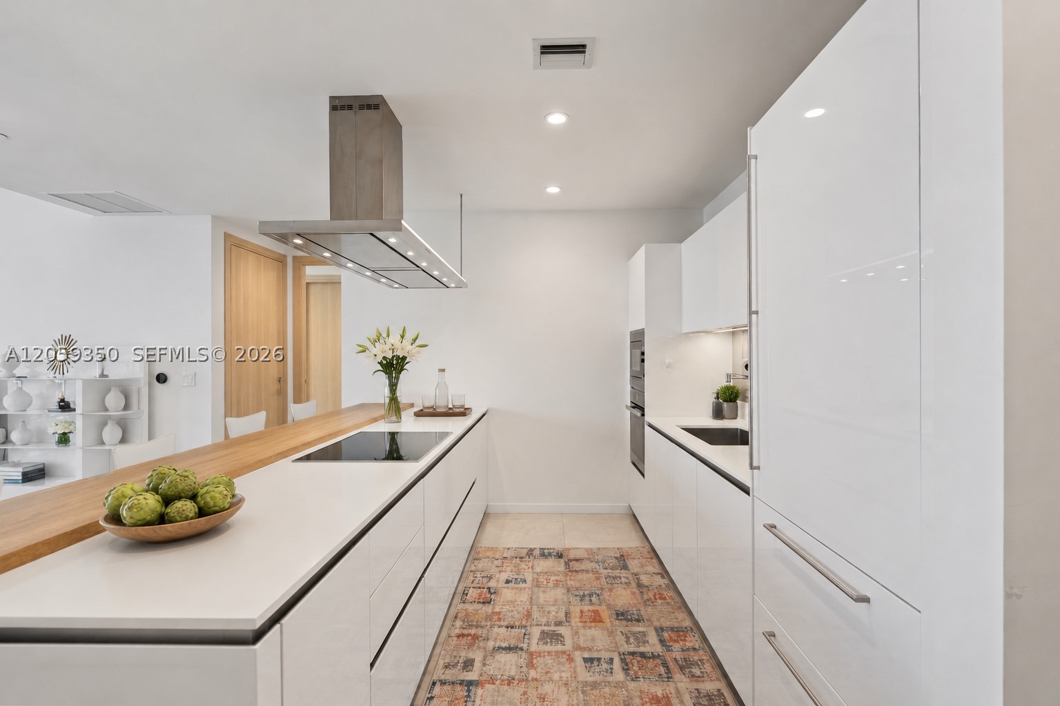 BRICKELL FLATIRON - Residential