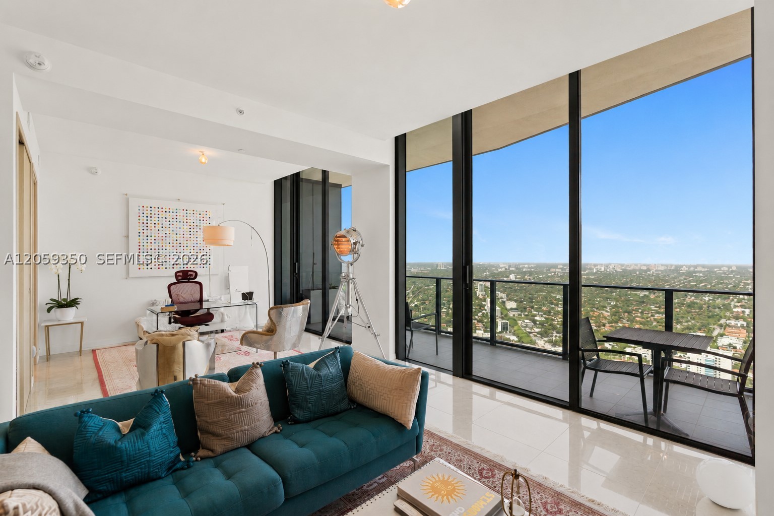 BRICKELL FLATIRON - Residential