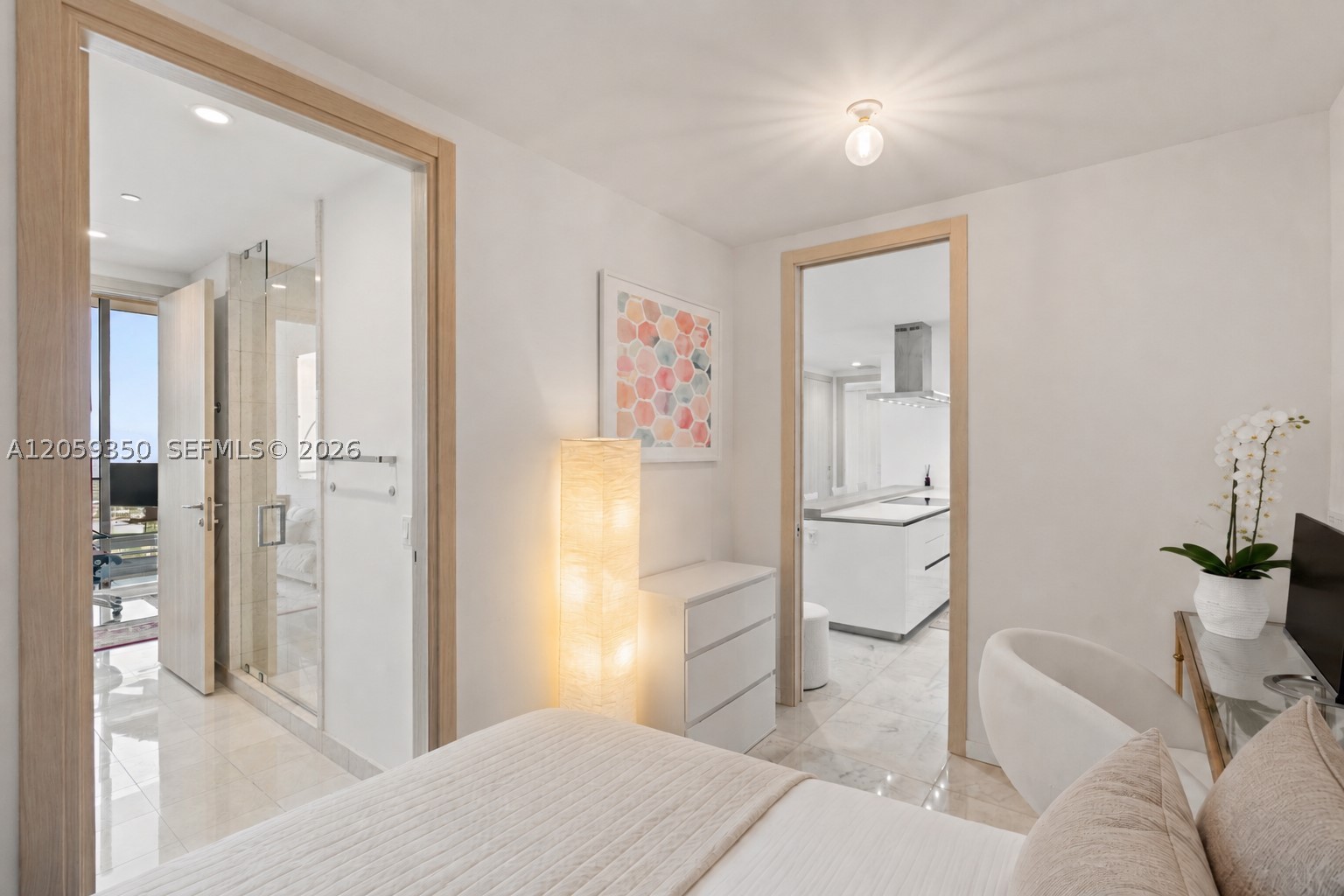 BRICKELL FLATIRON - Residential