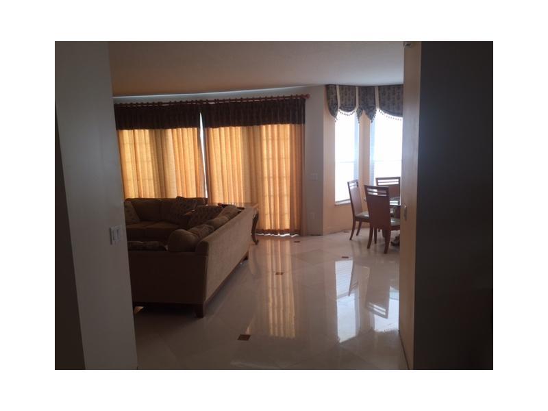 RIVIERA ISLES I 167-28 B - Residential