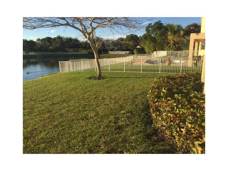 RIVIERA ISLES I 167-28 B - Residential