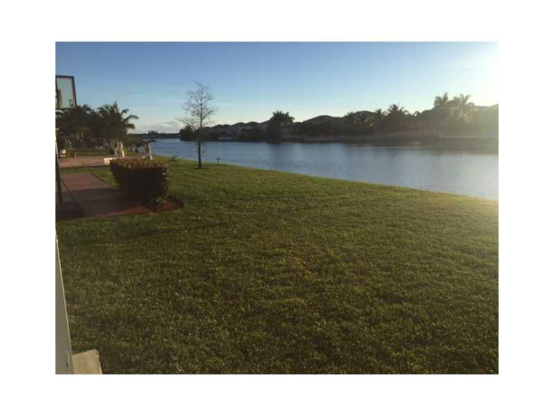 RIVIERA ISLES I 167-28 B - Residential