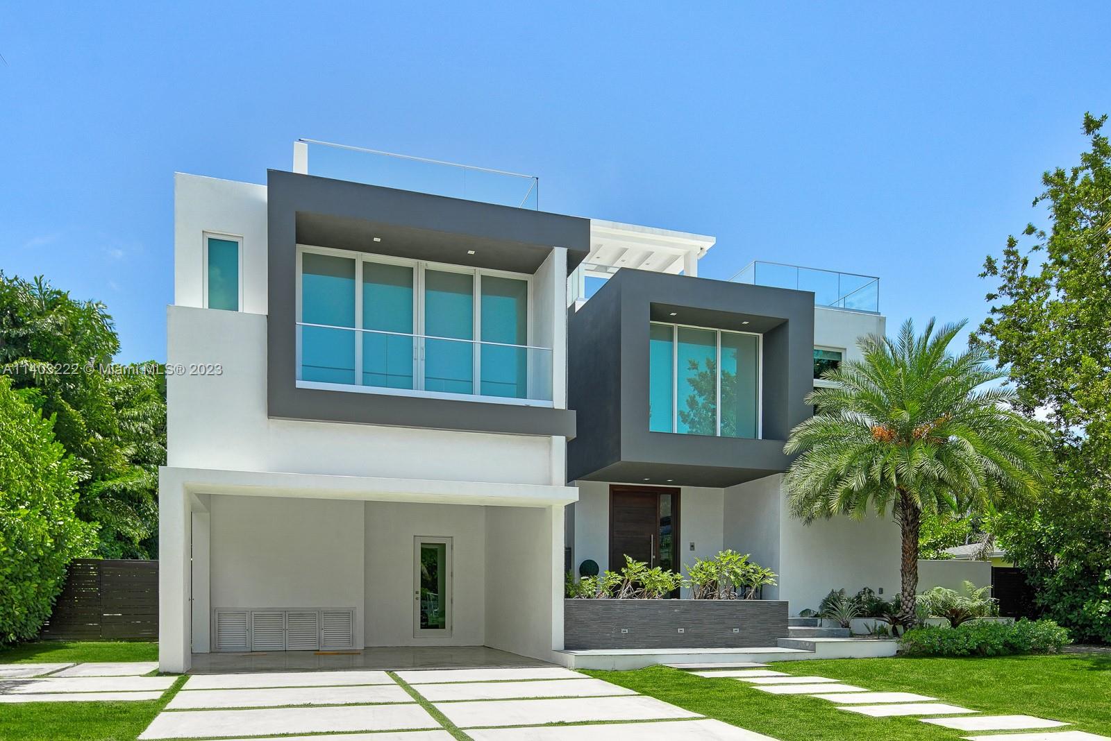 TROPICAL ISLE HOMES SUB 4 - Residential