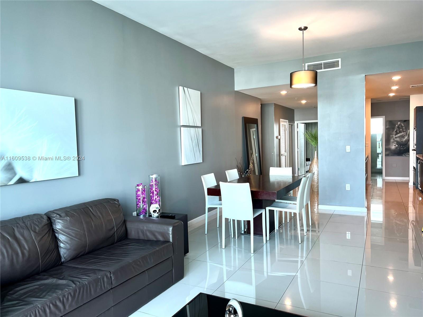 ELOQUENCE ON THE BAY COND - Residential Lease