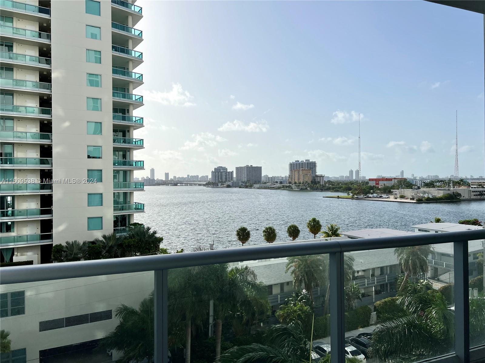 ELOQUENCE ON THE BAY COND - Residential Lease
