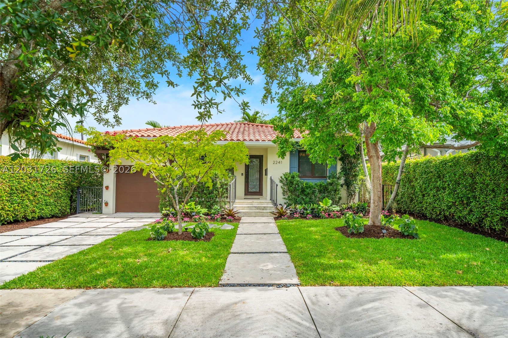 SILVER BLUFF EST-SEC B - Residential