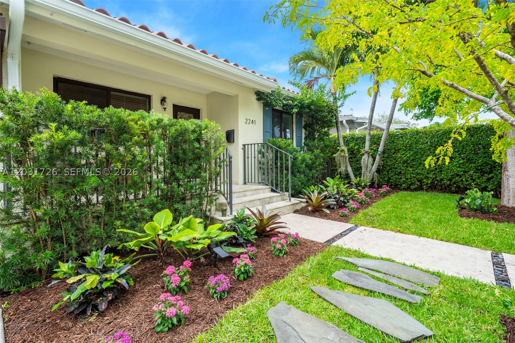 SILVER BLUFF EST-SEC B - Residential