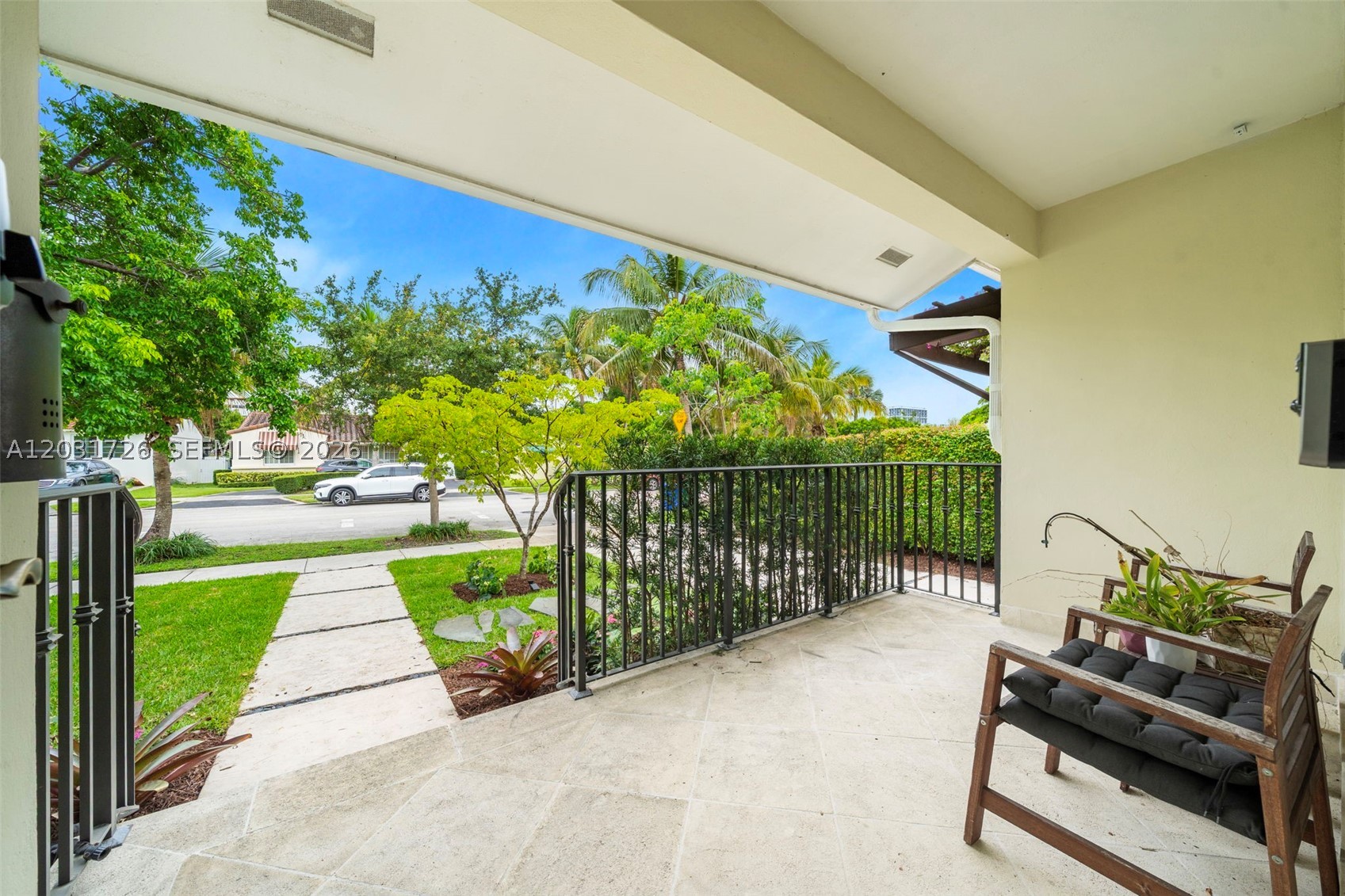 SILVER BLUFF EST-SEC B - Residential