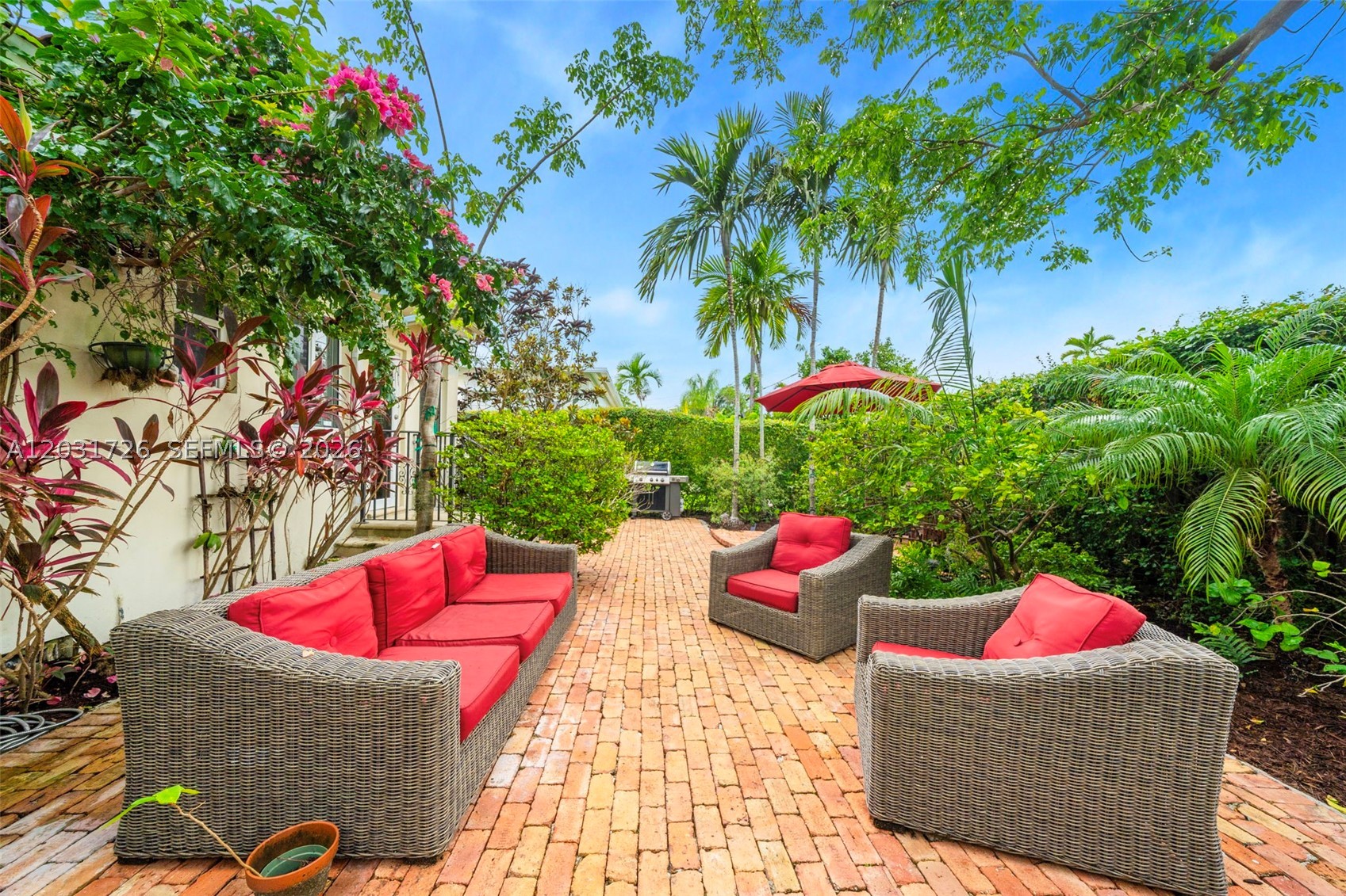 SILVER BLUFF EST-SEC B - Residential