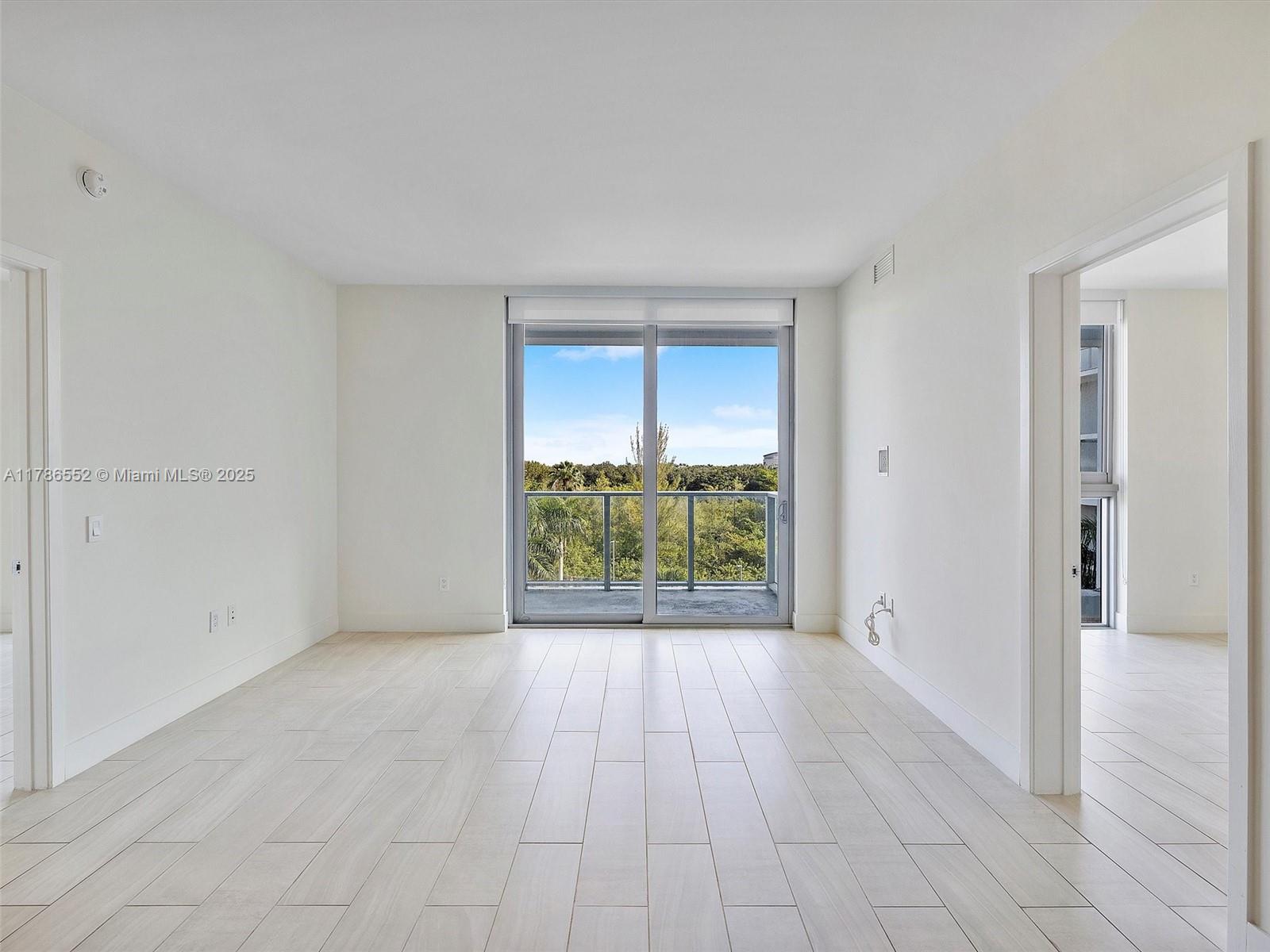METROPICA NORTH TOWER ONE - Residential