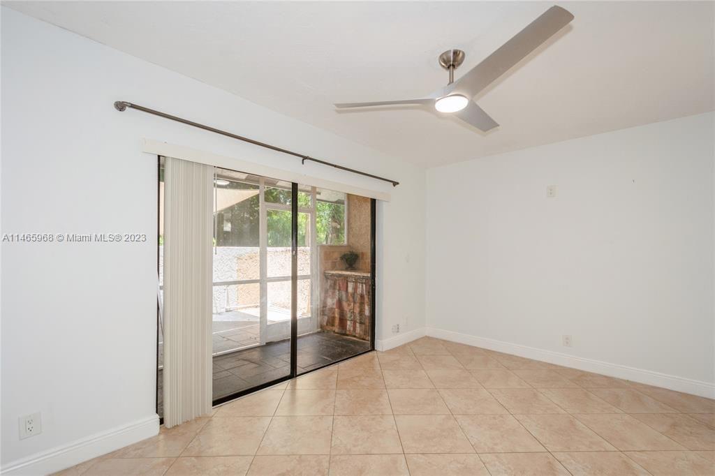 OAKWOOD ON THE GREEN COND - Residential Lease
