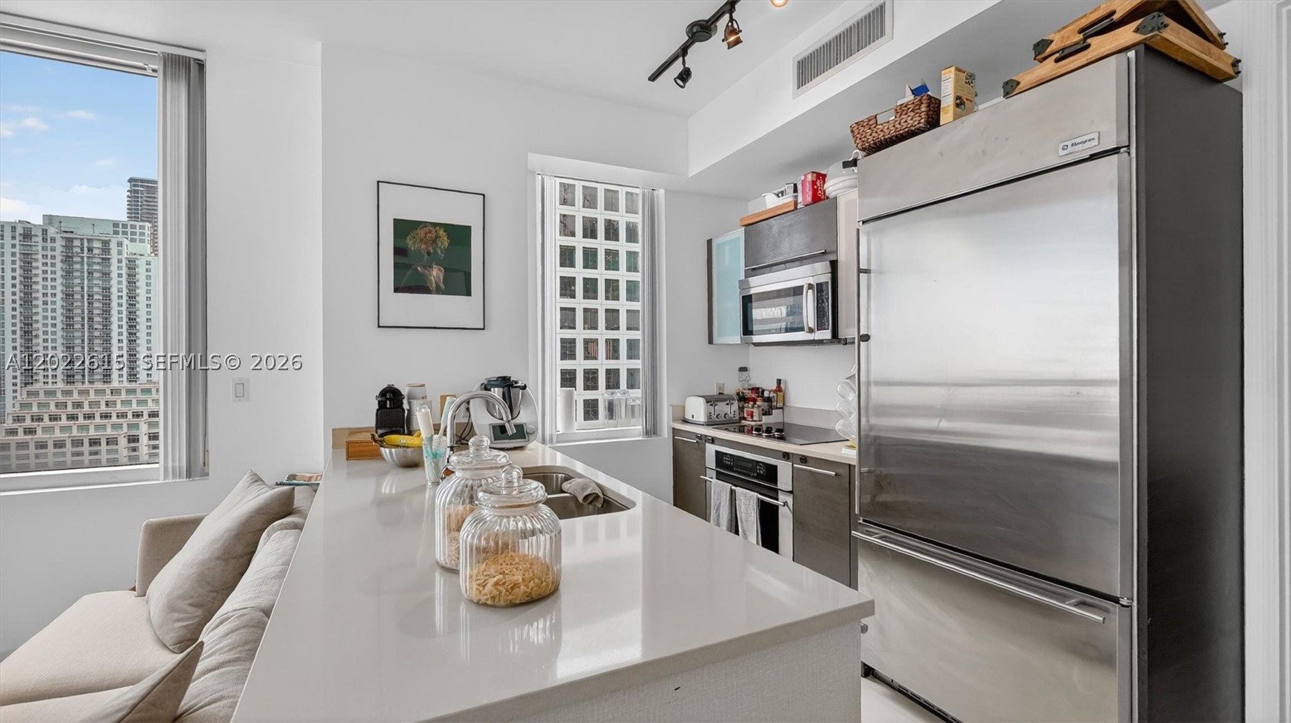 500 BRICKELL EAST CONDO - Residential