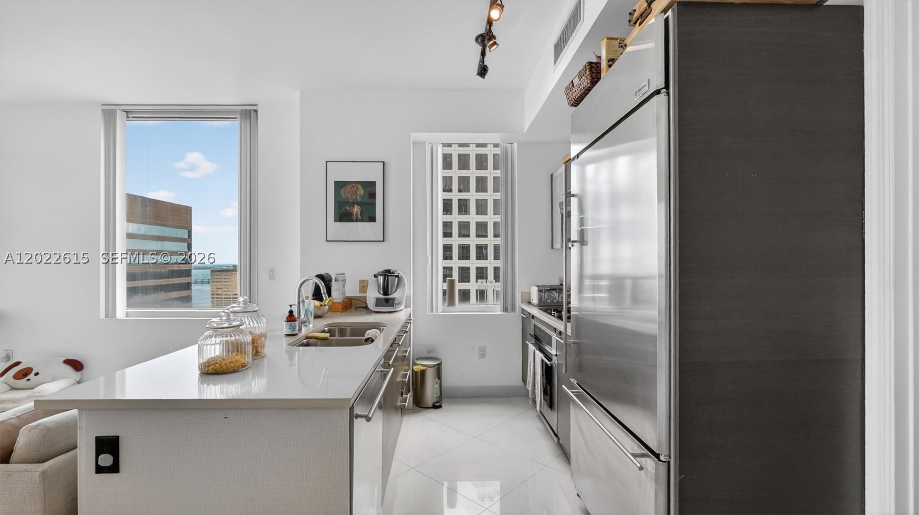 500 BRICKELL EAST CONDO - Residential
