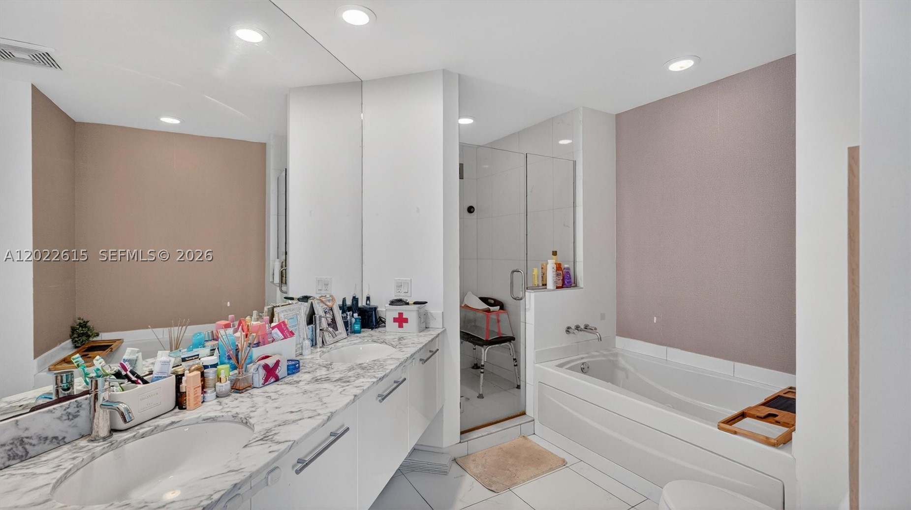 500 BRICKELL EAST CONDO - Residential