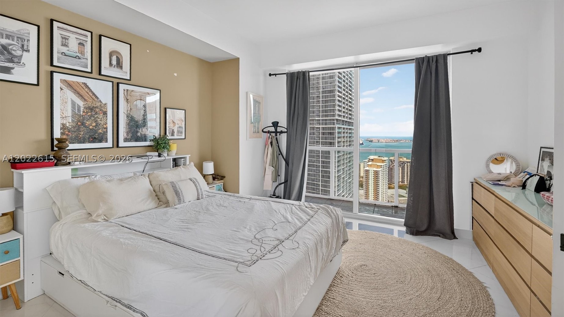 500 BRICKELL EAST CONDO - Residential