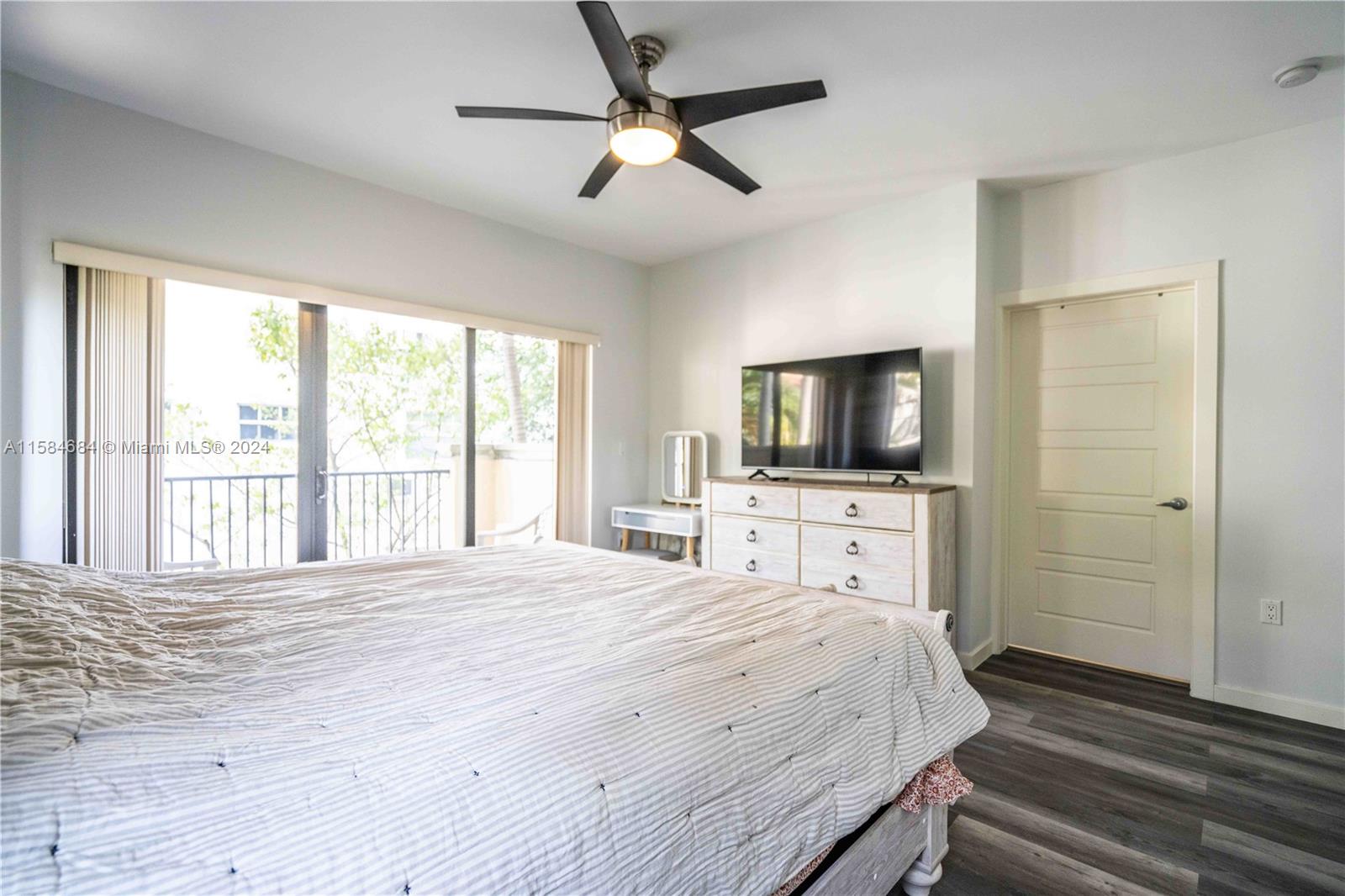 CORAL GABLES SEC K - Residential Lease