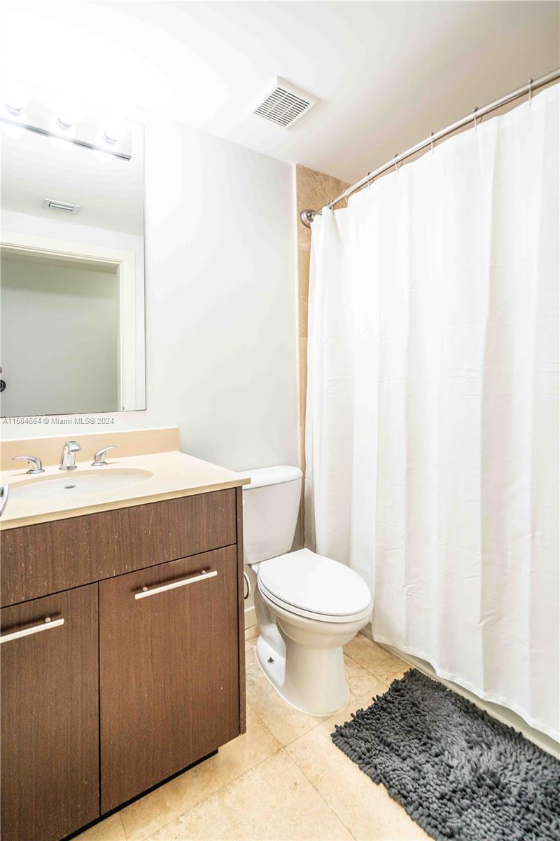 CORAL GABLES SEC K - Residential Lease