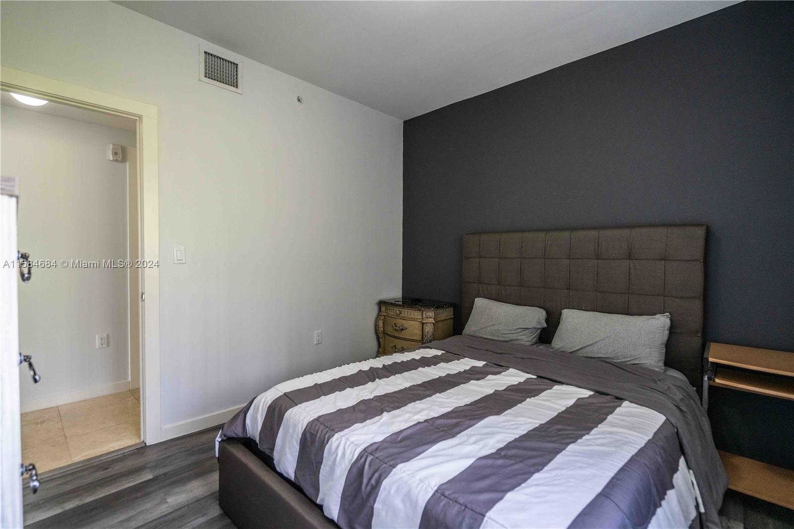 CORAL GABLES SEC K - Residential Lease