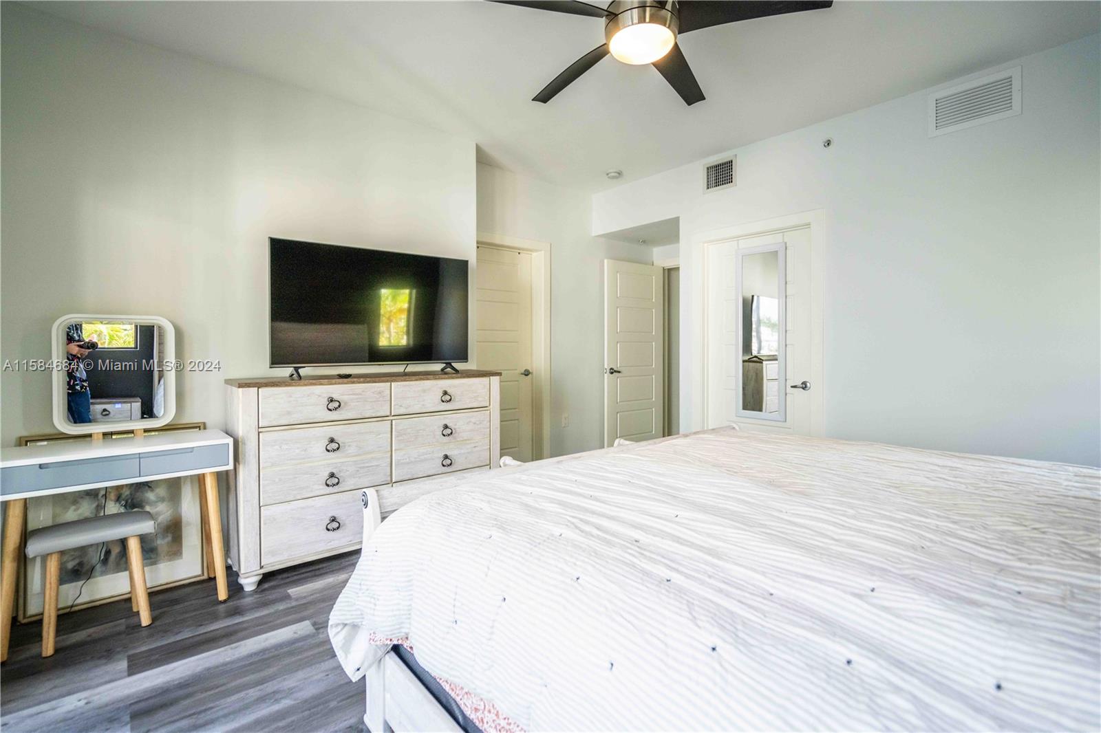 CORAL GABLES SEC K - Residential Lease