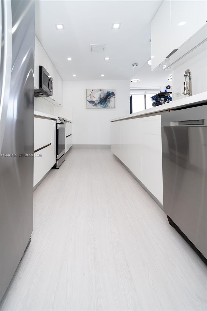 TURNBERRY ISLE CONDO - Residential