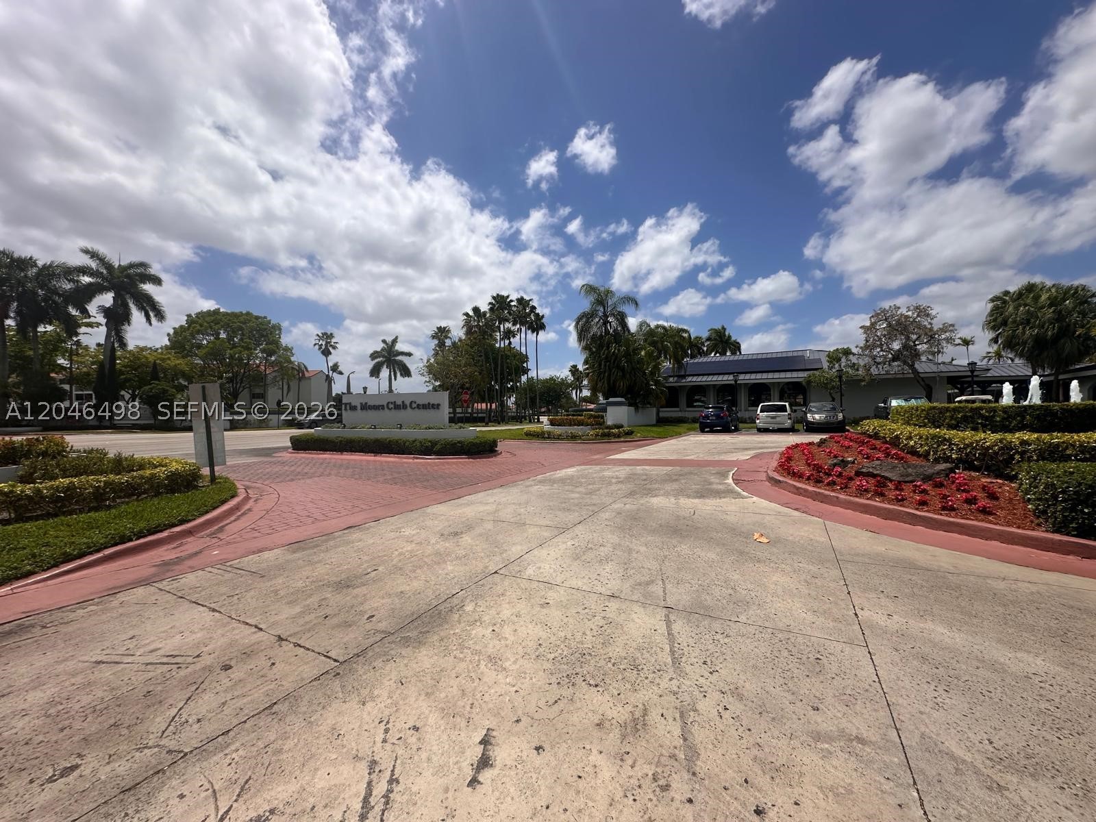 THE MOORS TOWNHOUSES - Residential