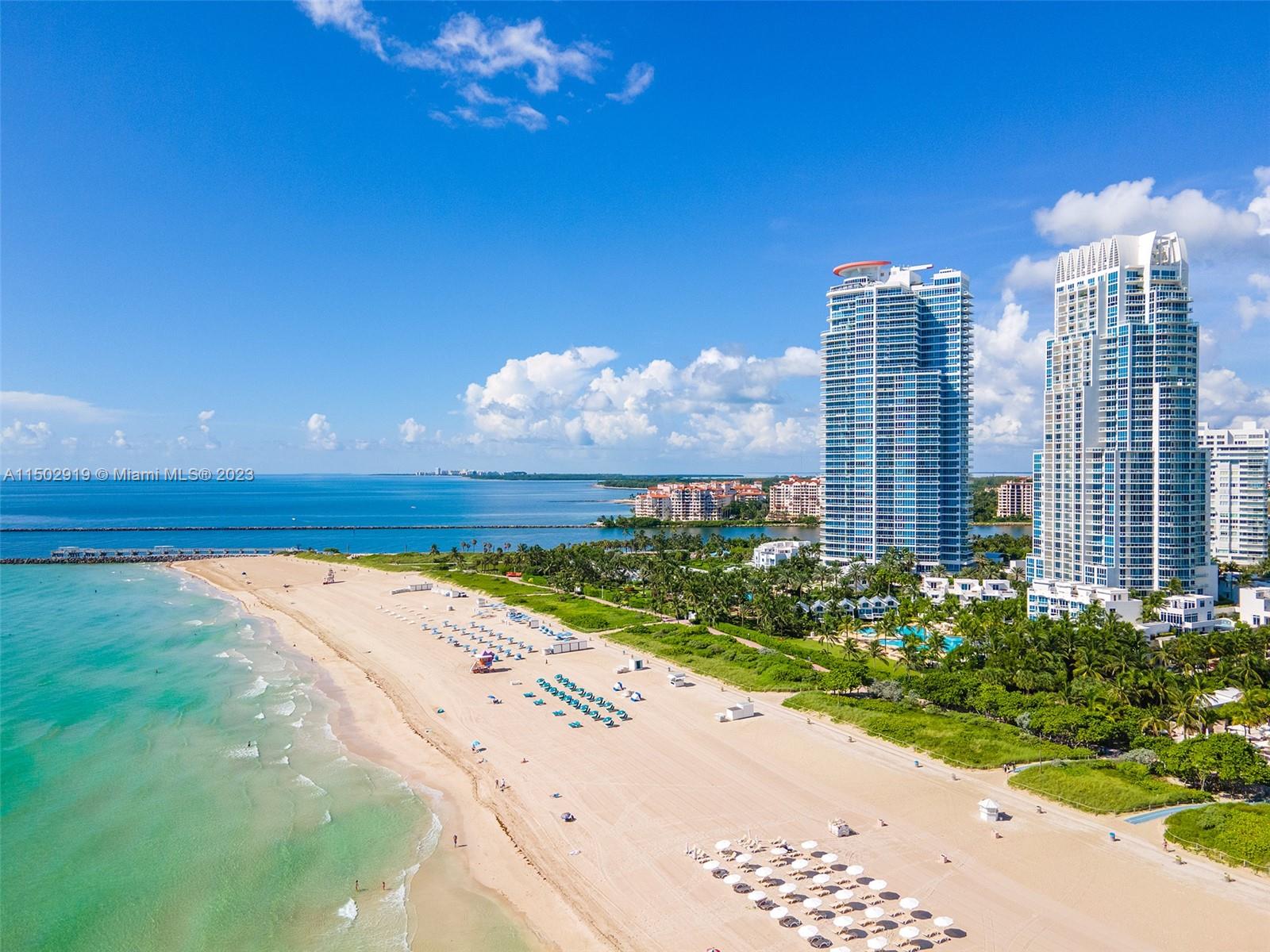 CONTINUUM ON SOUTH BEACH - Residential