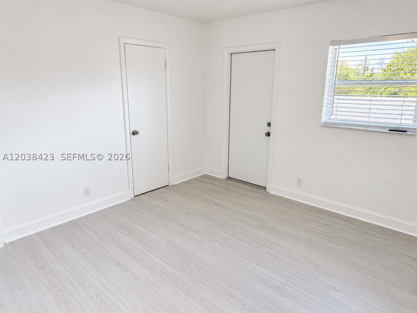 EVERGLADE LAND SALES CO - Residential Lease