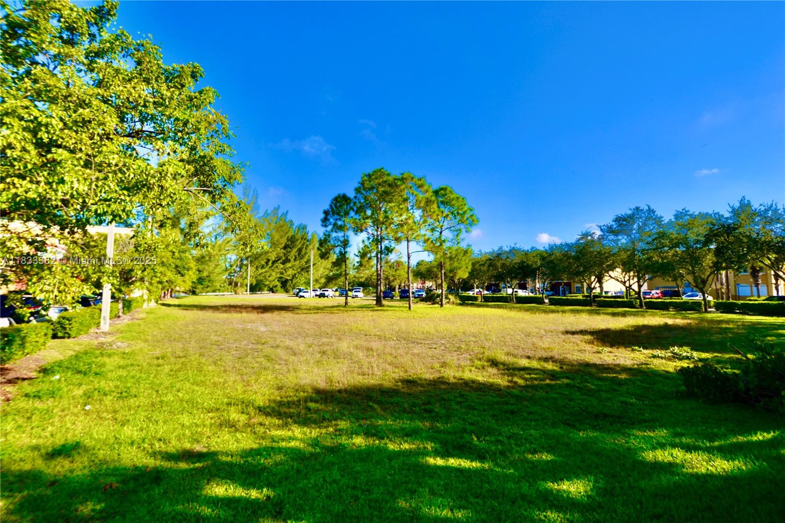 LAKESIDE CORPORATE PARK - Land