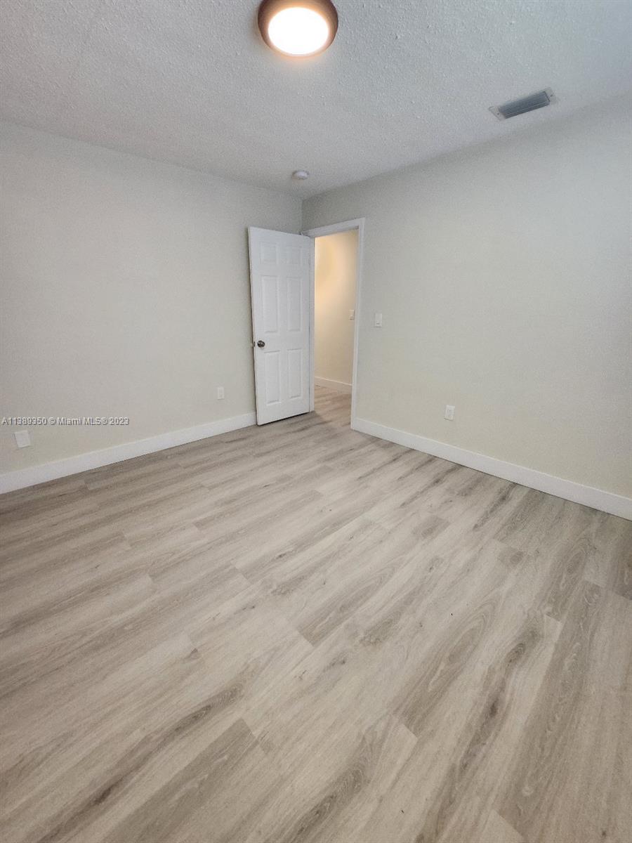 SILVER BLUFF GARDENS - Residential Lease