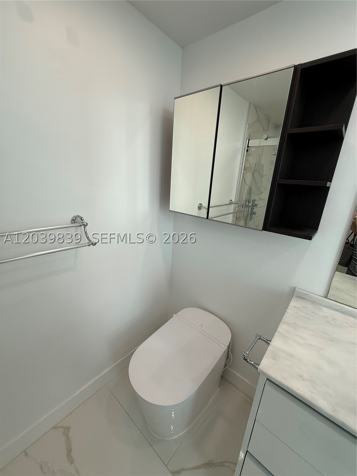 TOSCANO CONDO - Residential
