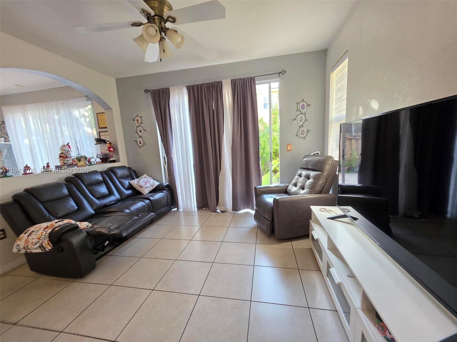 CENTURY BREEZE - Residential