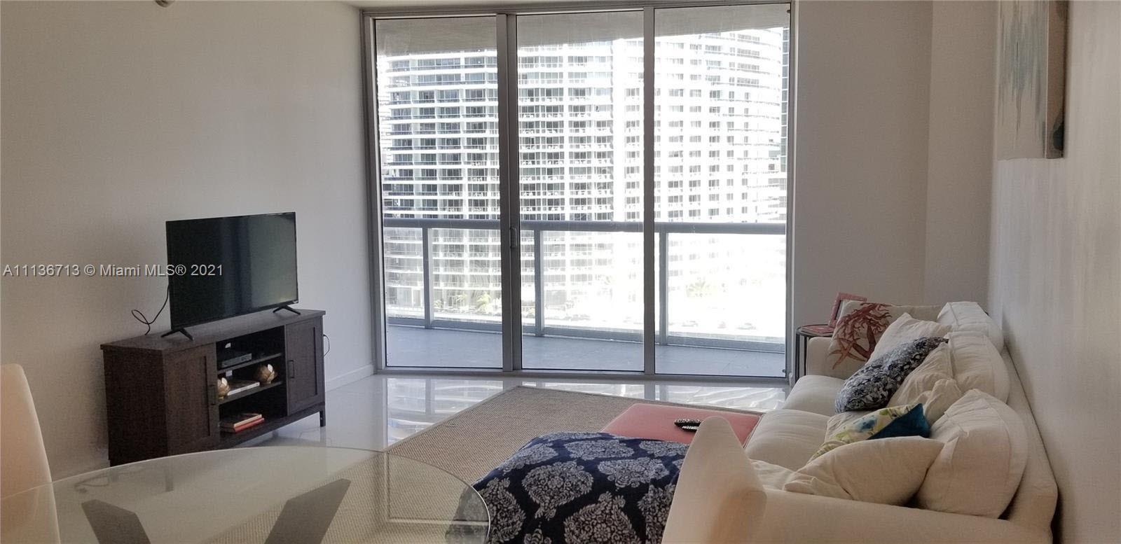 ICONBRICKELL CONDO 01 - Residential Lease