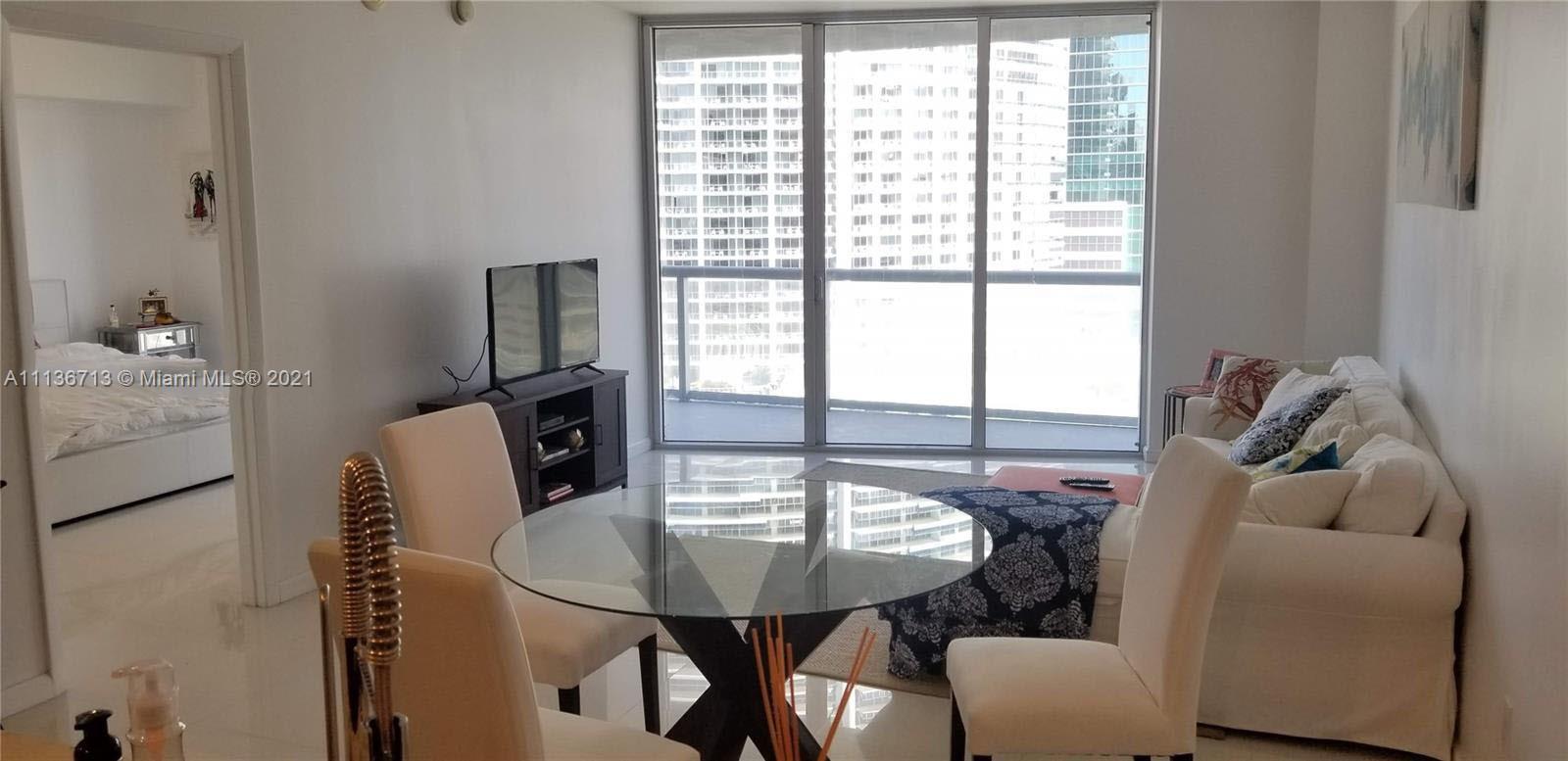 ICONBRICKELL CONDO 01 - Residential Lease