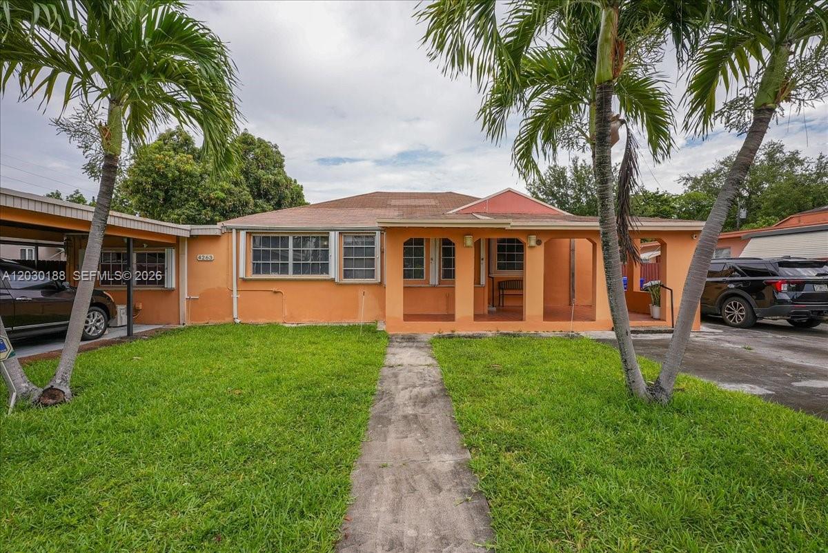GOLF COURSE PARK - Residential