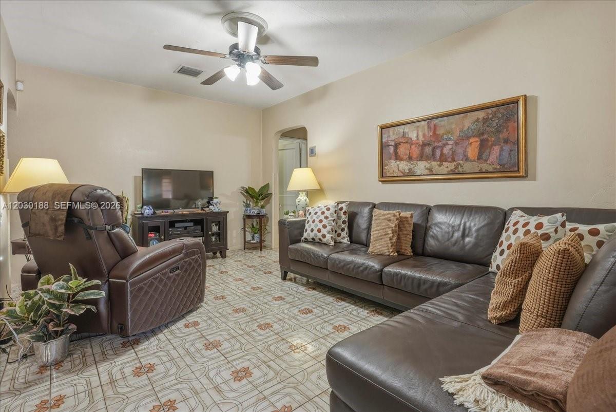 GOLF COURSE PARK - Residential