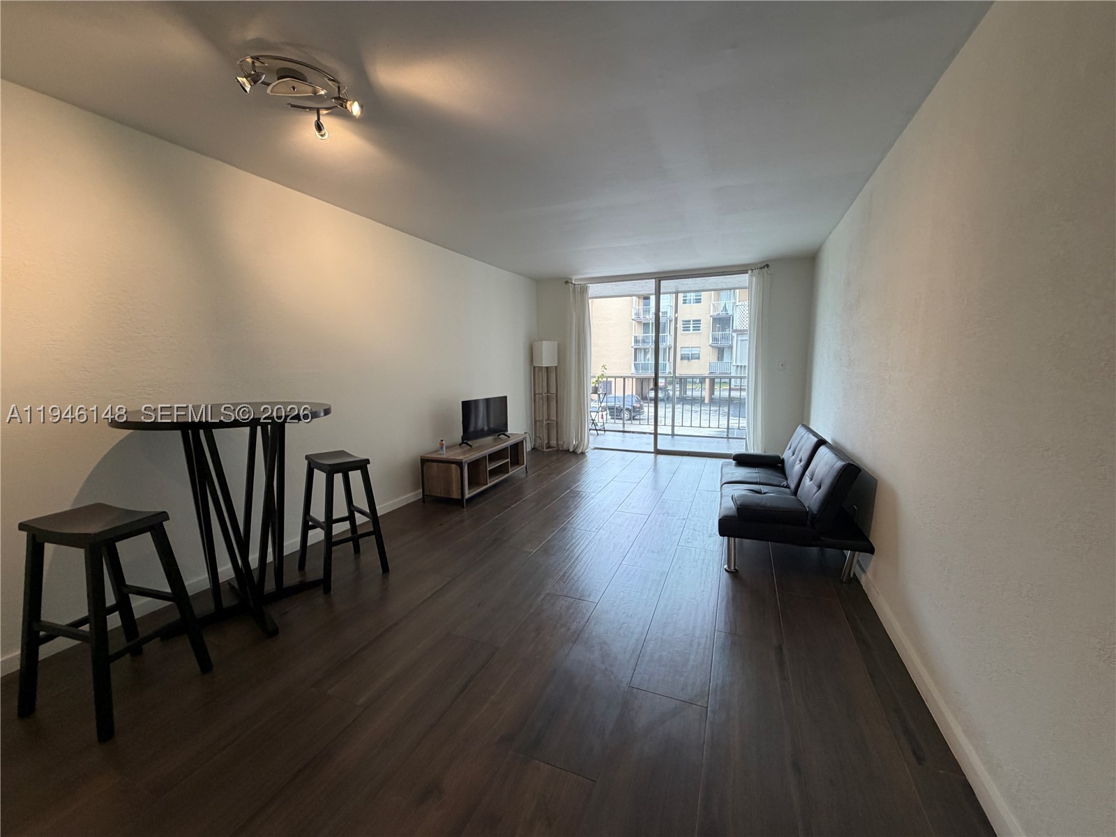 TALLWOOD NORTH CONDO - Residential