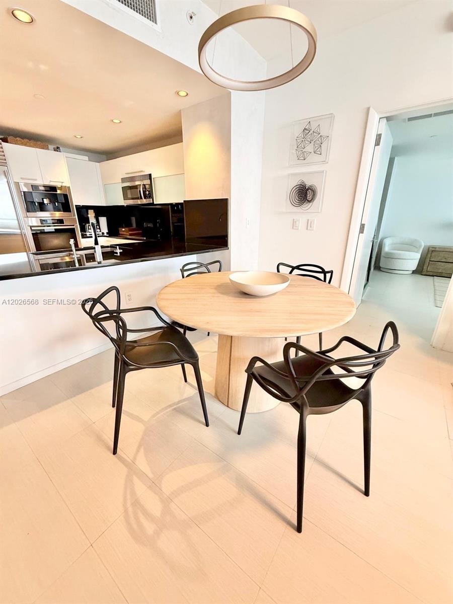 JADE OCEAN CONDO - Residential