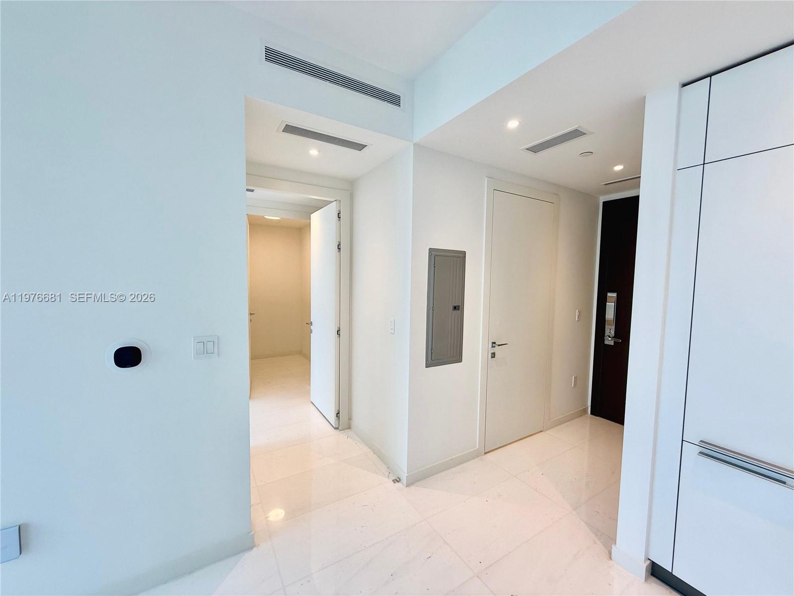 DUPONT PLAZA - Residential
