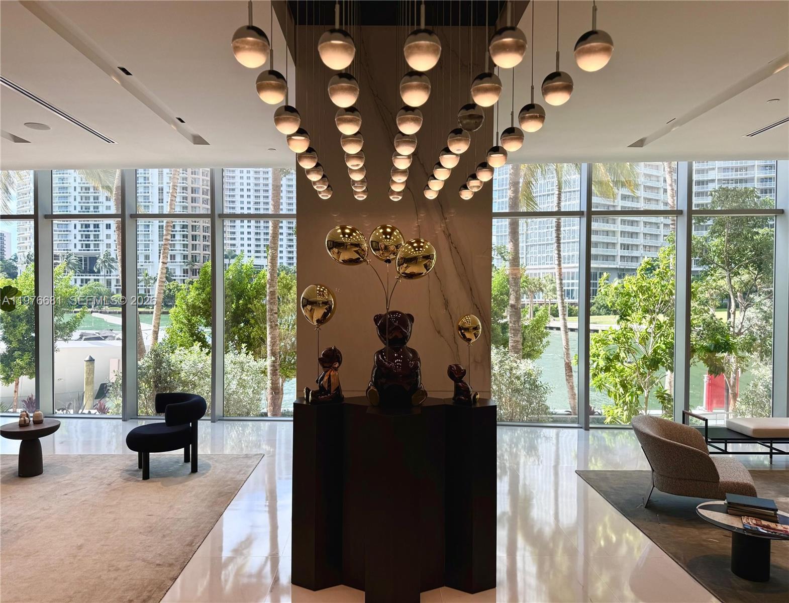 DUPONT PLAZA - Residential