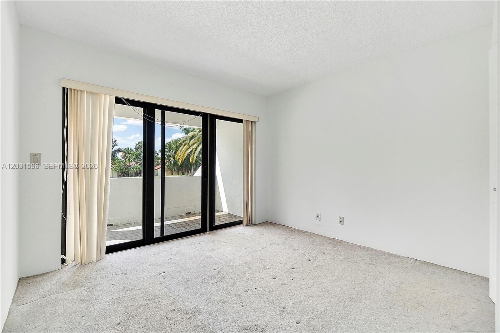 TOWNHOUSE VILLAGE AT BONAV - Residential Lease