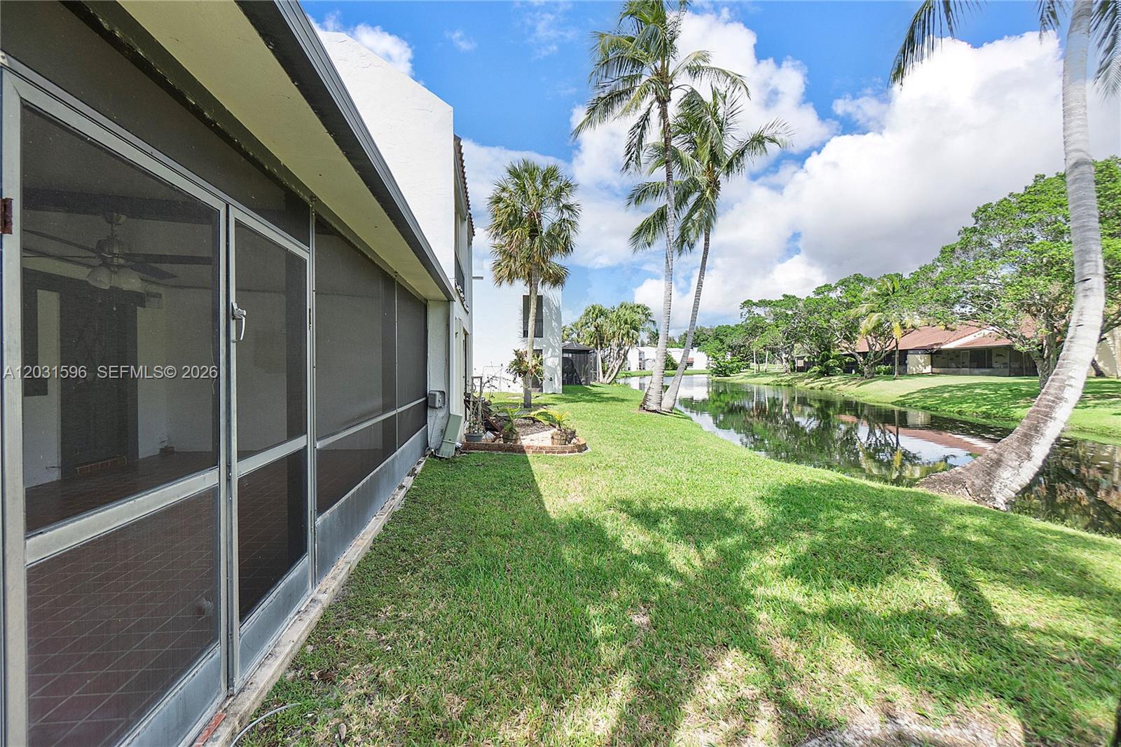 TOWNHOUSE VILLAGE AT BONAV - Residential Lease