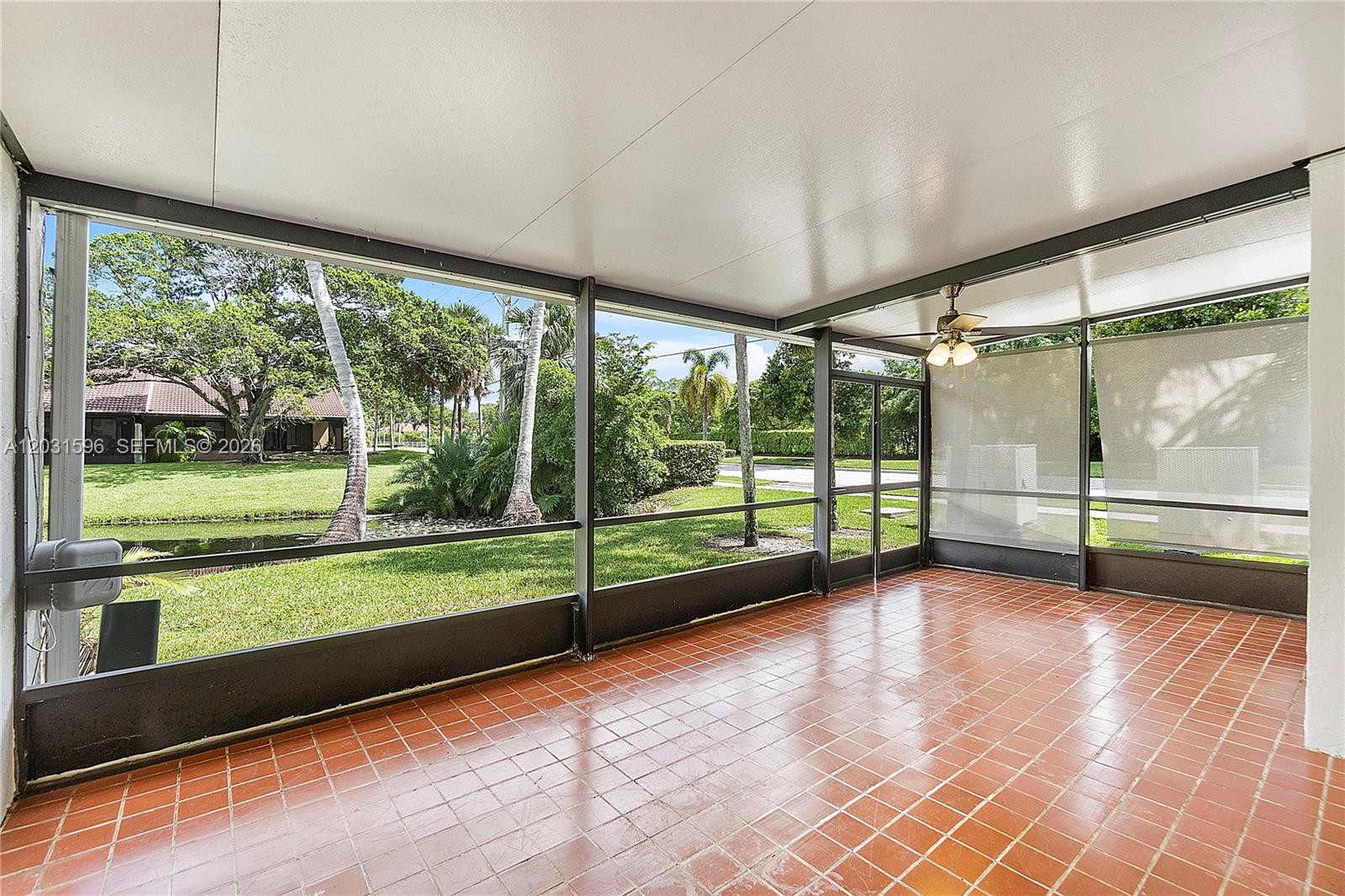 TOWNHOUSE VILLAGE AT BONAV - Residential Lease