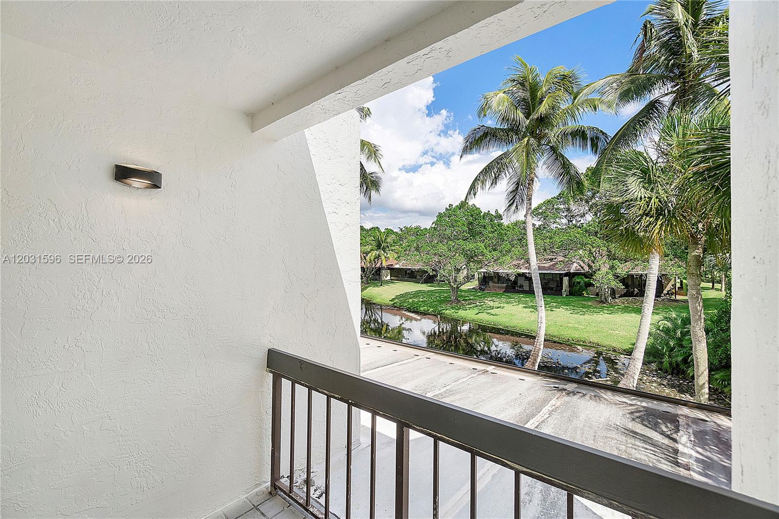 TOWNHOUSE VILLAGE AT BONAV - Residential Lease