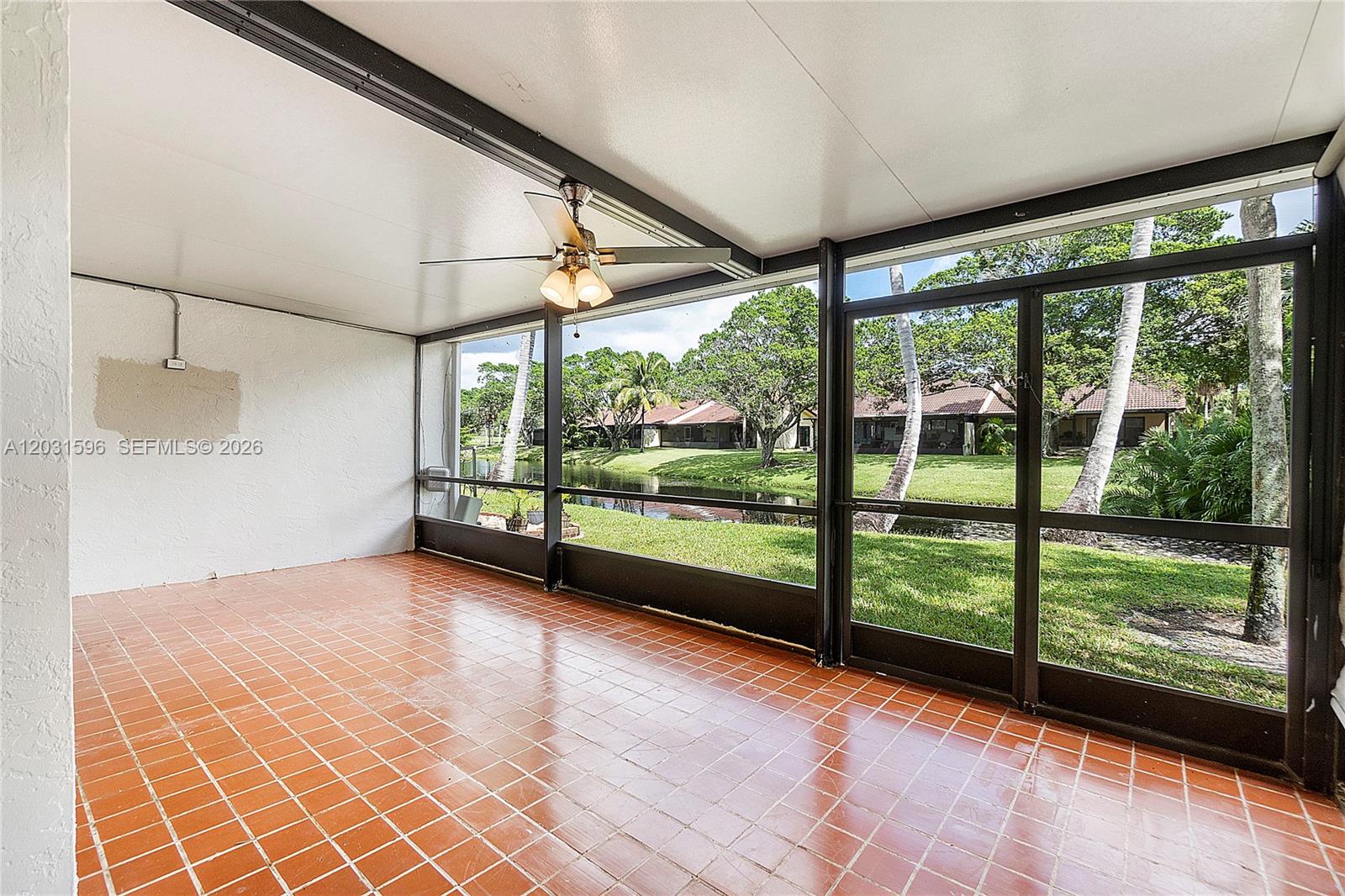 TOWNHOUSE VILLAGE AT BONAV - Residential Lease