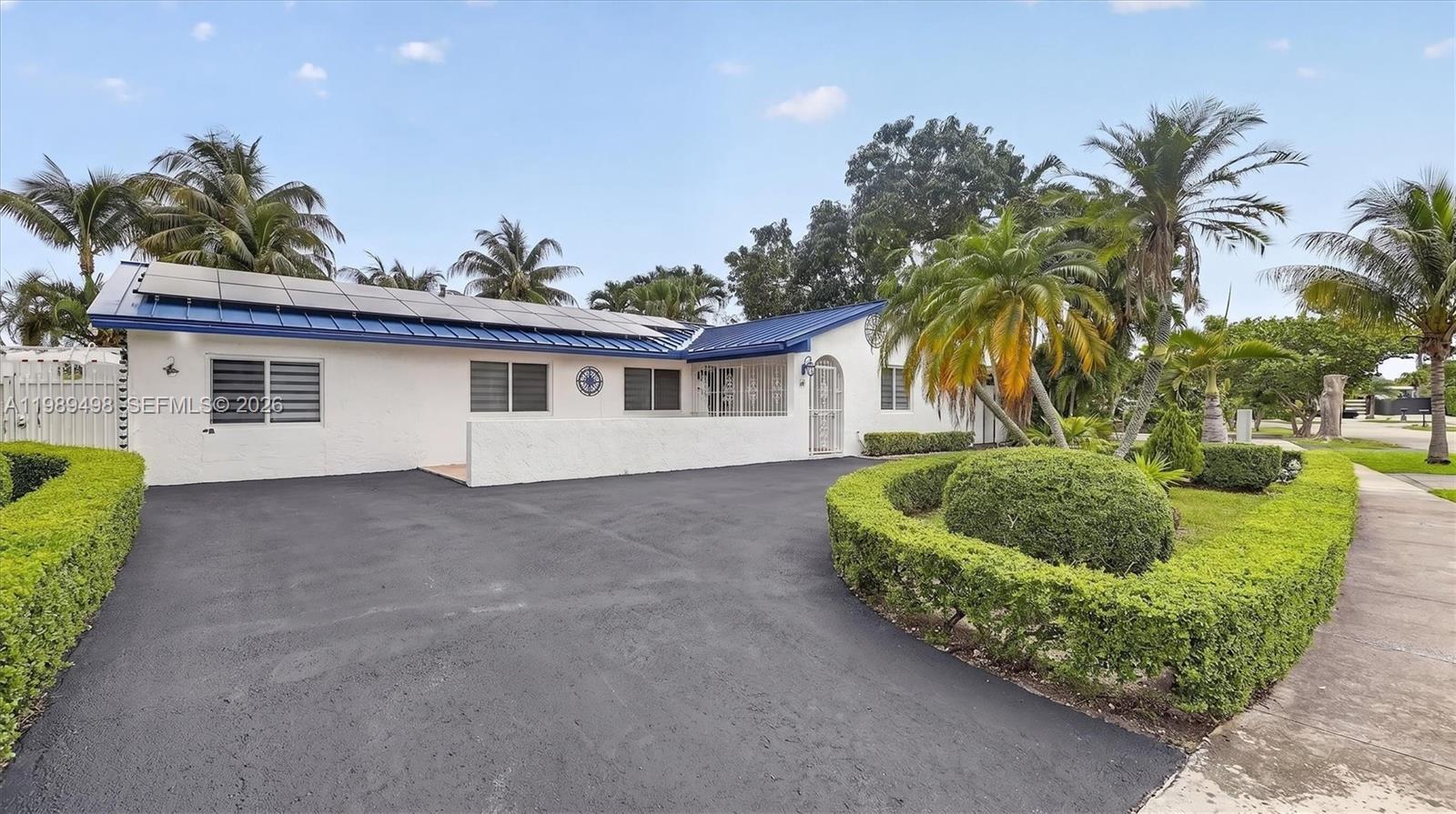 LAKE MARKS AT WESTWIND - Residential