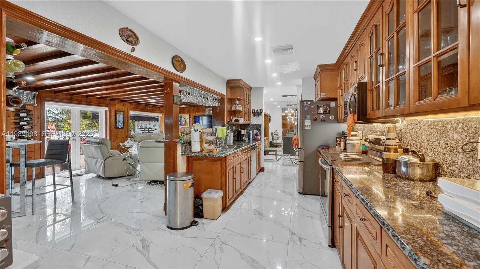 LAKE MARKS AT WESTWIND - Residential