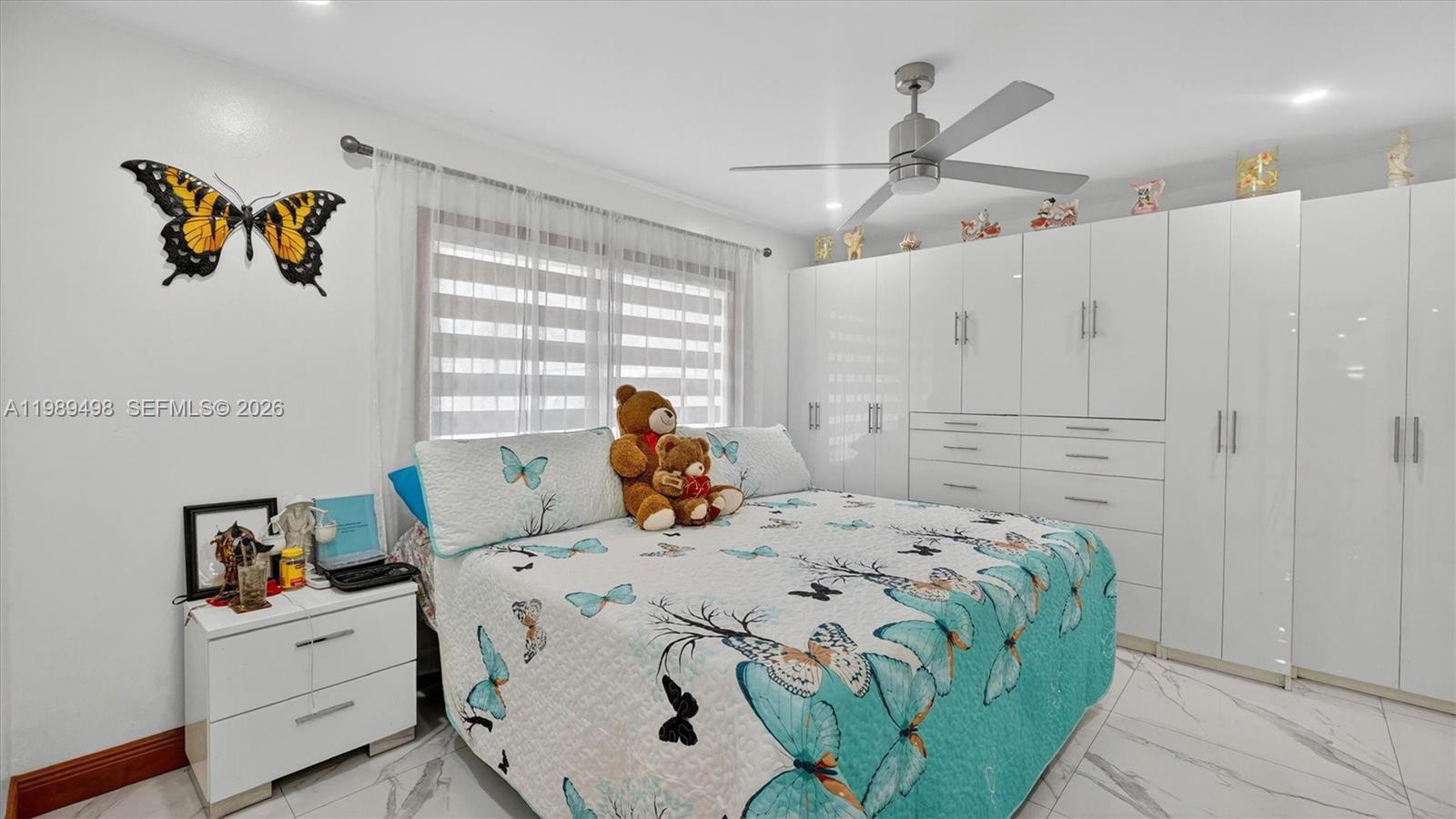 LAKE MARKS AT WESTWIND - Residential